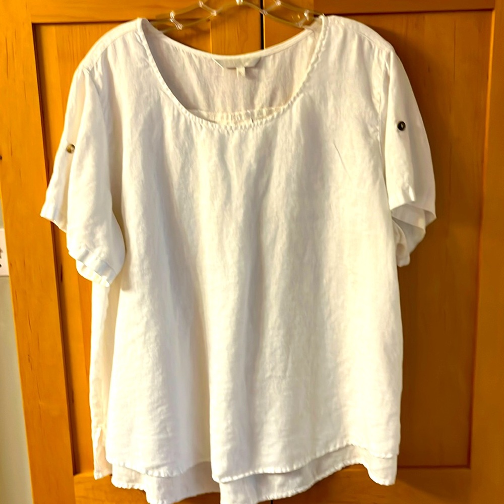 White short sleeve 100% linen top made by kleen